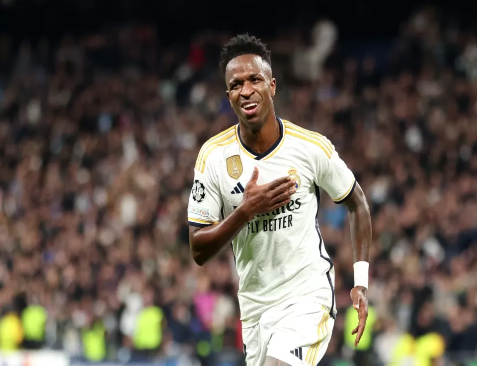 البرازيلي فينيسيوس على رادار الدوري السعودي بعرض ضخم.. كم بلغت قيمته؟ البرازيلي فينيسيوس على رادار الدوري السعودي بعرض ضخم.. كم بلغت قيمته؟