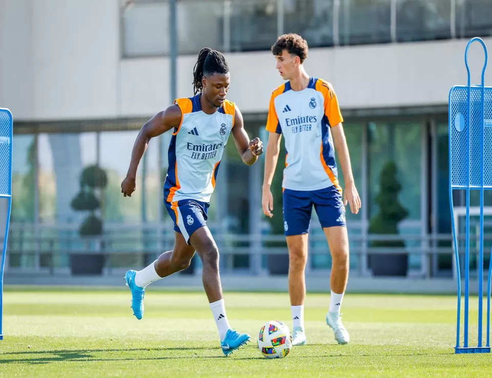 ريال مدريد يتلقى ضربة موجعة بإصابة أحد نجومه قبل نهائي كأس الأمم الأوروبية  ريال مدريد يتلقى ضربة موجعة بإصابة أحد نجومه قبل نهائي كأس الأمم الأوروبية