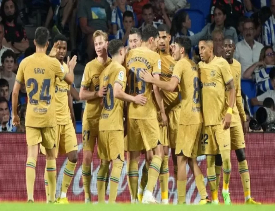 لاعب برشلونة يستعين بـ "القرصنة" لمتابعة مباراة فريقه 