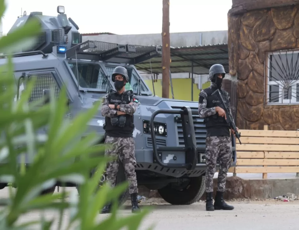 الأردن : مقتل شقيقان رميًا بالرصاص إثر مشاجرة في منطقة سكنهما 