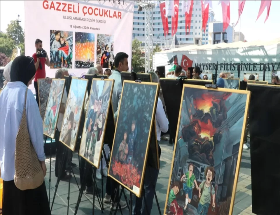 ولاية قيصري التركية تستضيف معرض رسم بعنوان "أطفال غزة" 
