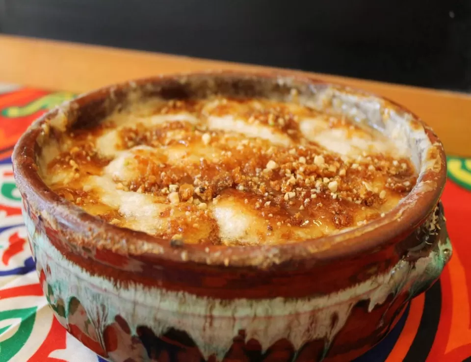 طريقة عم أم علي: وصفة تقليدية تجمع بين النكهات العريقة والمذاق الرائع طريقة عم أم علي: وصفة تقليدية تجمع بين النكهات العريقة والمذاق الرائع