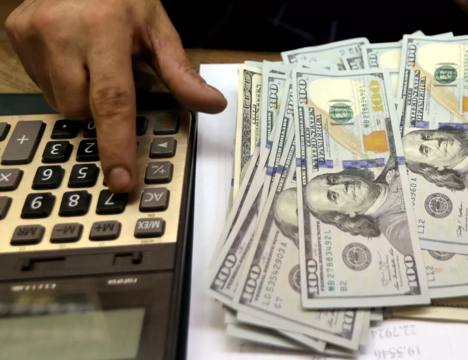 سعر الدولار اليوم مقابل الجنيه المصري والريال السعودي والدرهم الإماراتي والدينار الجزائري 21 سبتمبر