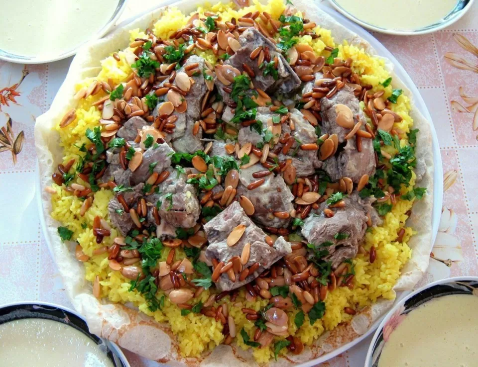منسف منسف