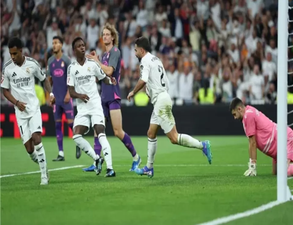 ريال مدريد يكتسح شباك إسبانيول برباعية ويواصل مطاردة برشلونة 