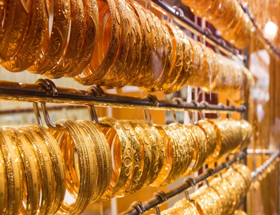 سعر الذهب اليوم في مصر والسعودية والإمارات والجزائر .. الخميس 26 سبتمبر 2024 