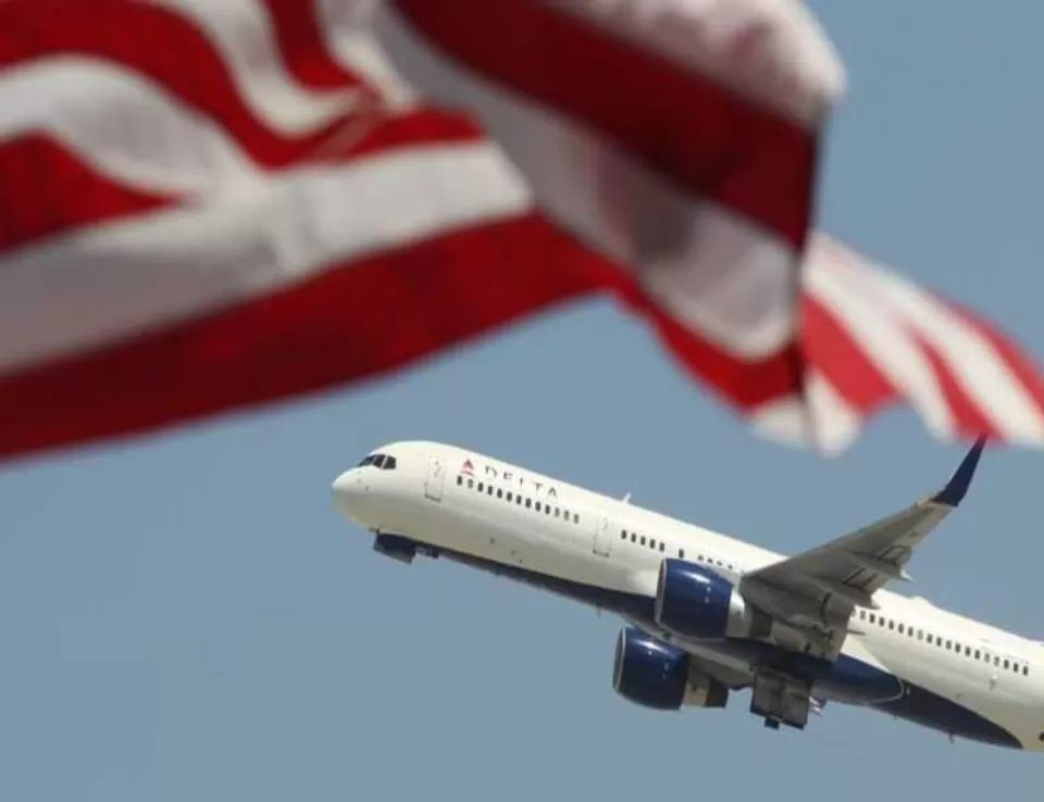 دلتا إيرلاينز الأمريكية تعلق رحلاتها إلى تل أبيب حتى مارس المقبل 
