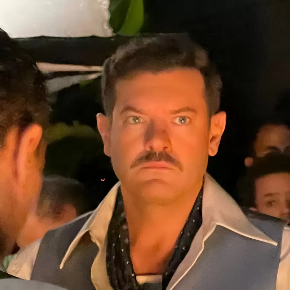 عمرو يوسف يكشف كواليس فيلم "درويش" الجديد في عرض مميز