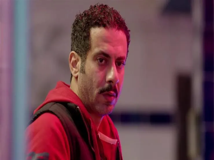محمد فراج وزينة يبدأان تصوير "ورد وشوكولاتة" مستوحى من قصة حقيقية
