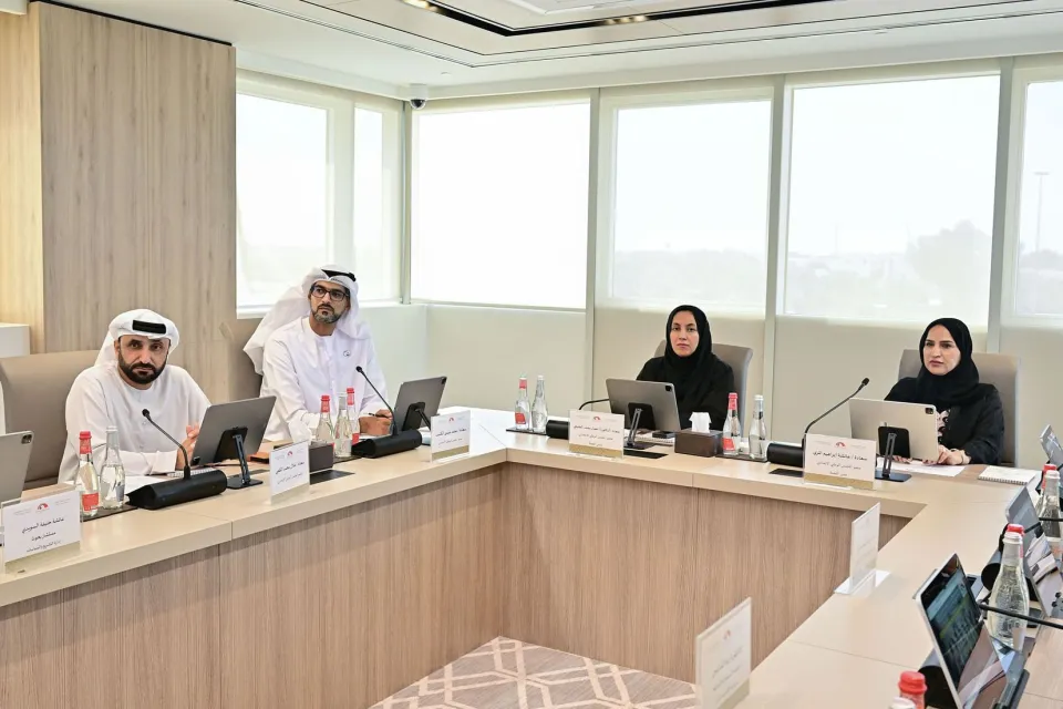 الإمارات: اللجنة الوطنية تبحث مسودة تقريرها حول السياسة الحكومية للصناعات الدوائية