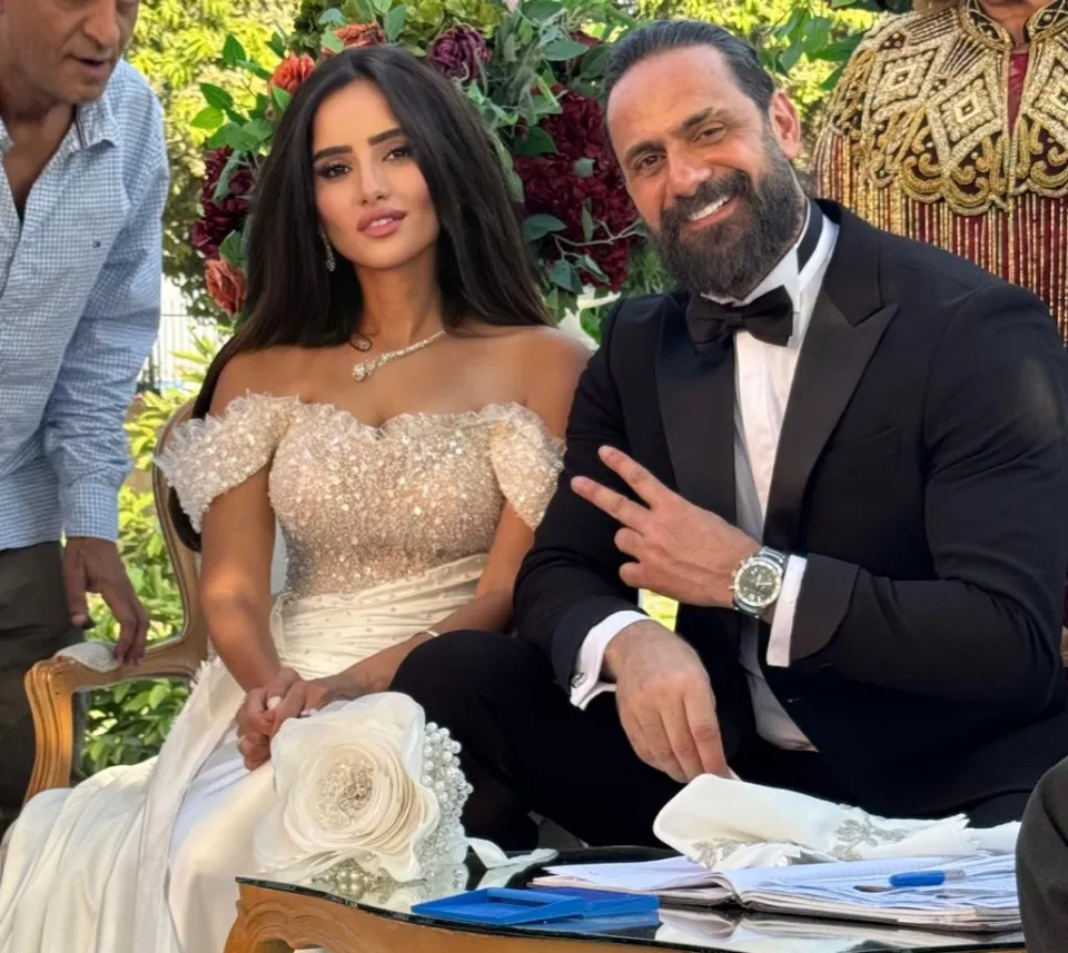 كواليس حصرية:«زينة» تستعد لمسلسل ورد وشوكولاتة