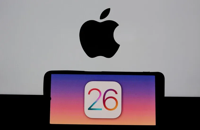 آبل تطلق نسخة تجريبية من iOS 26 بميزات جديدة للآيفون