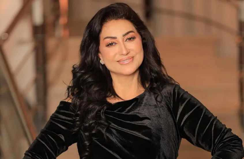 وفاء عامر تتخذ إجراءات قانونية ضد “بنت مبارك” بعد اتهامات بالتشهير
