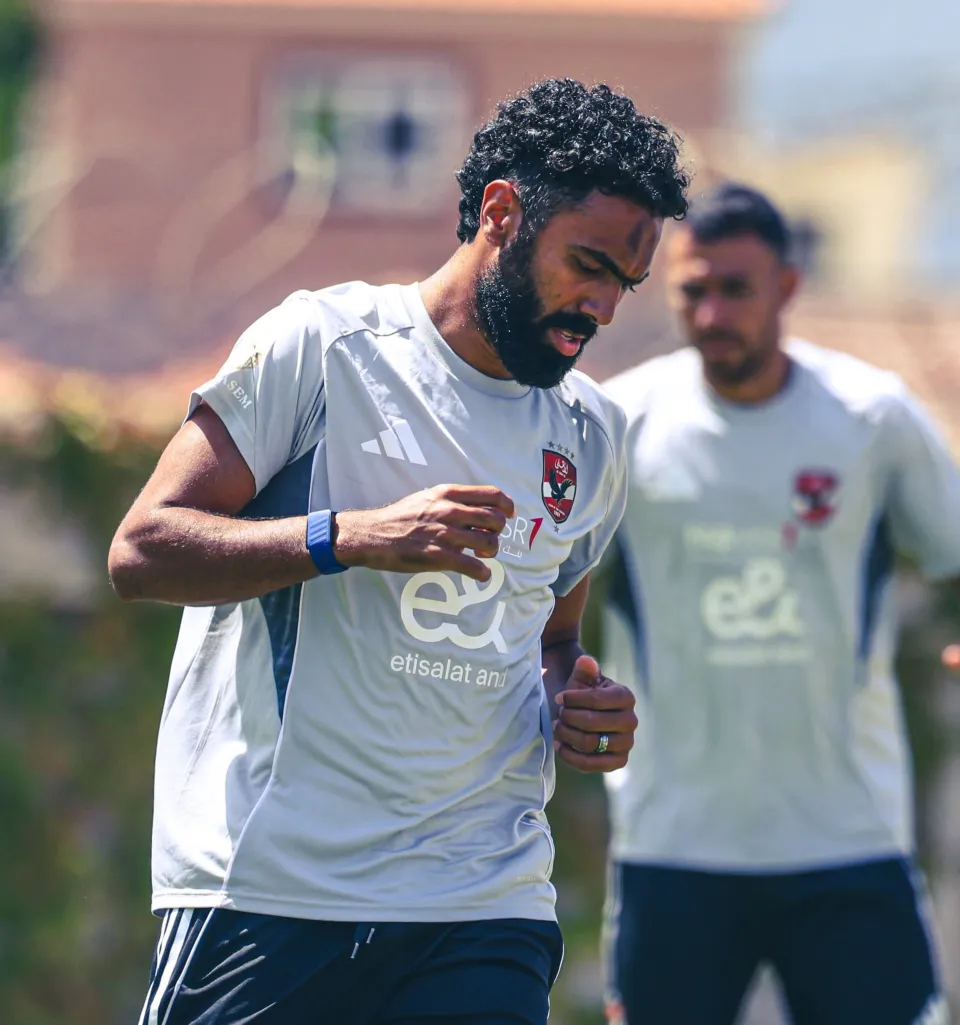 تحسن الحالة الصحية للاعب نادي الأهلي «حسين الشحات» بتونس