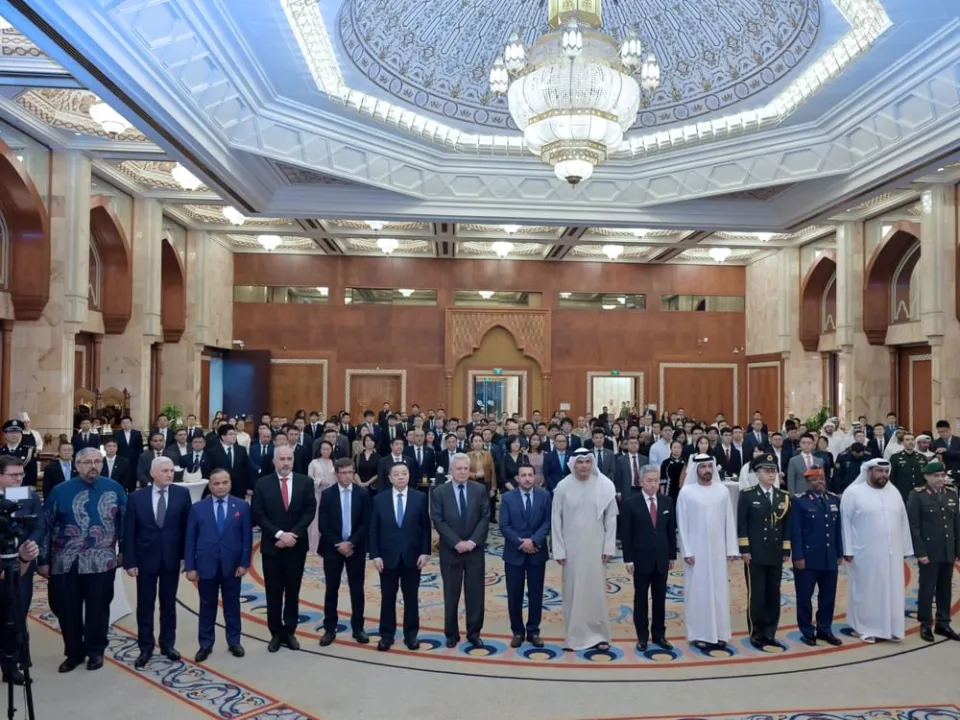 السفارة الصينية تحتفل بالذكرى الـ98 لتأسيس جيش التحرير الشعبي في أبوظبي