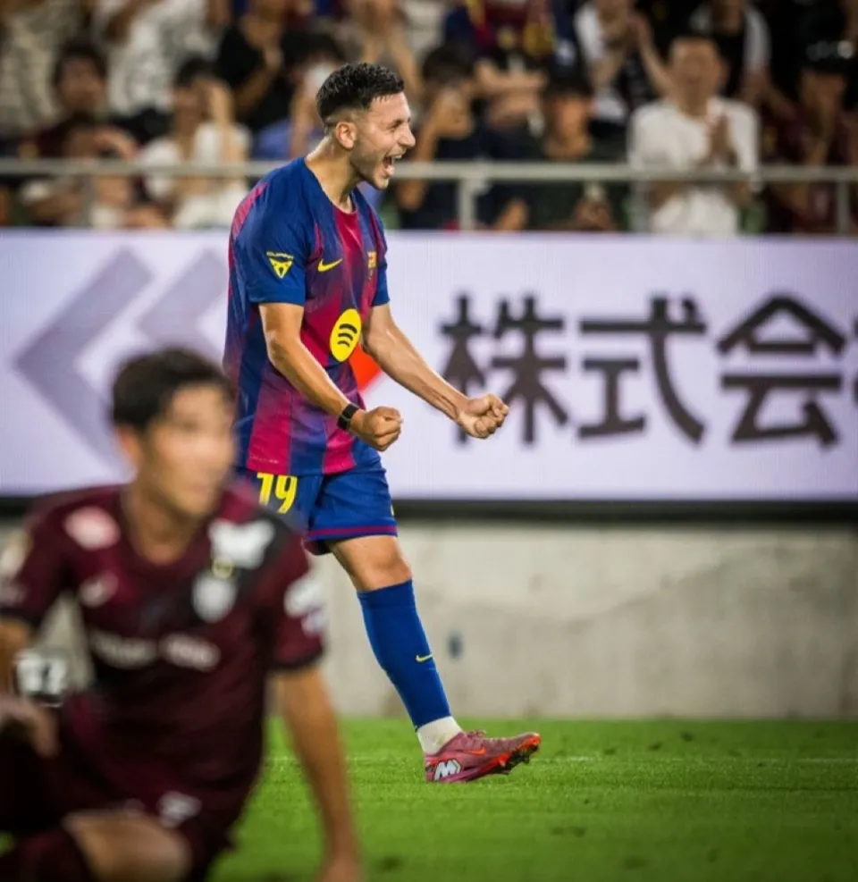 روني بردغجي يسجل أول أهدافه مع برشلونة ويخطف الأضواء في الجولة الآسيوية