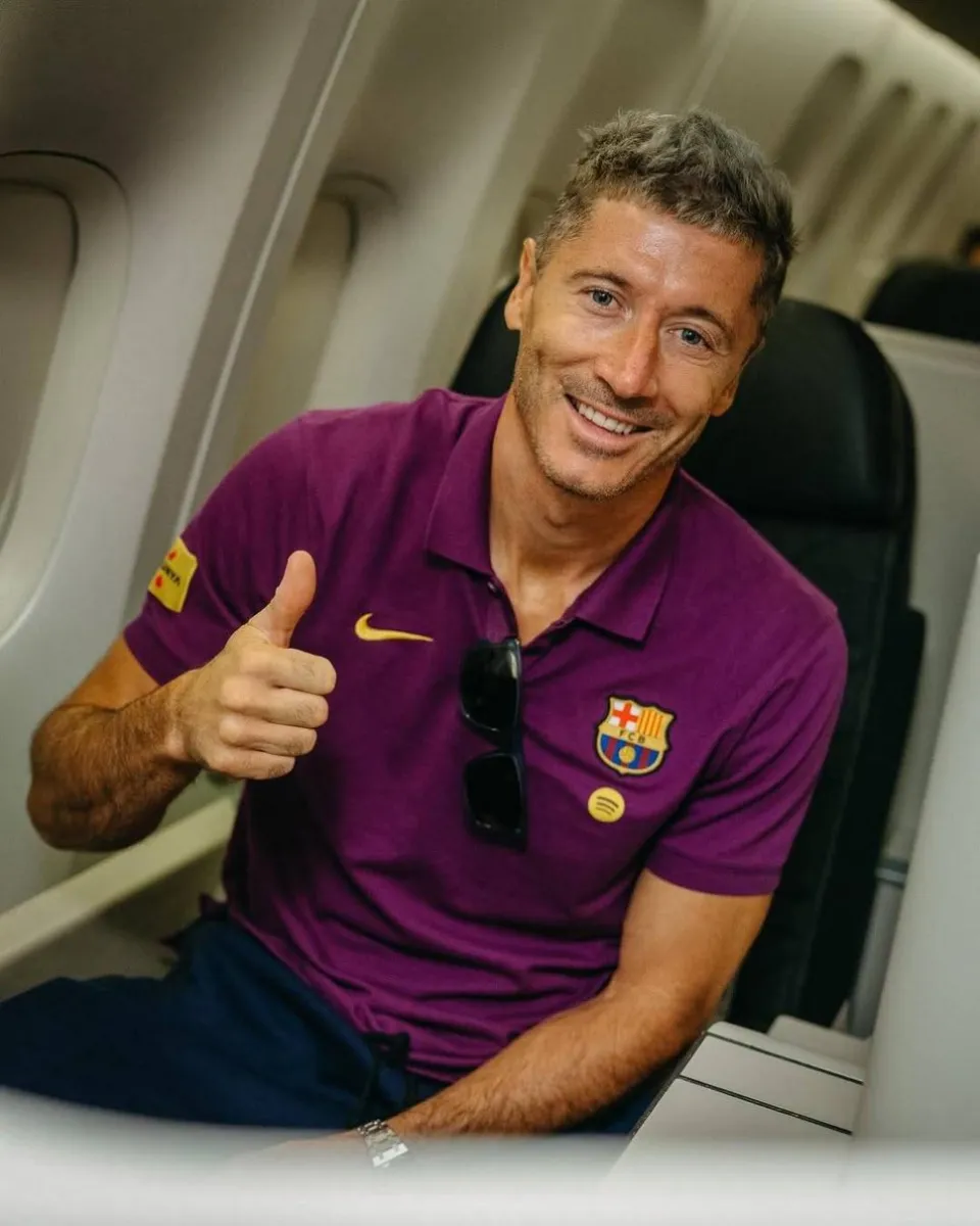 برشلونة يفتح الباب أمام رحيل ليفاندوفسكي للدوري السعودي