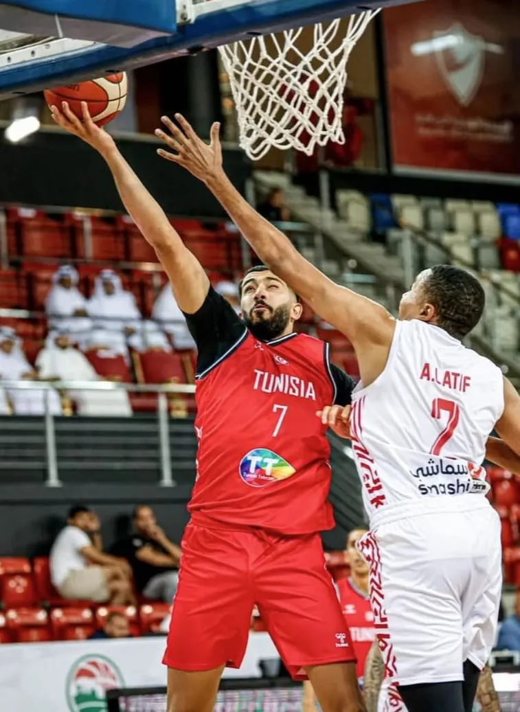 الإمارات تختتم