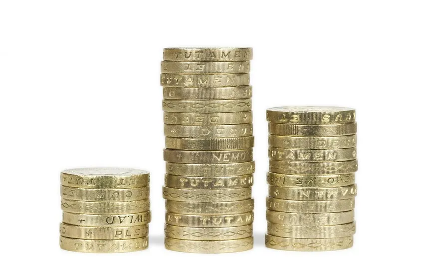 الاقتصاد البريطاني يواصل التراجع في مايو وسط ضعف بالتصنيع والبناء