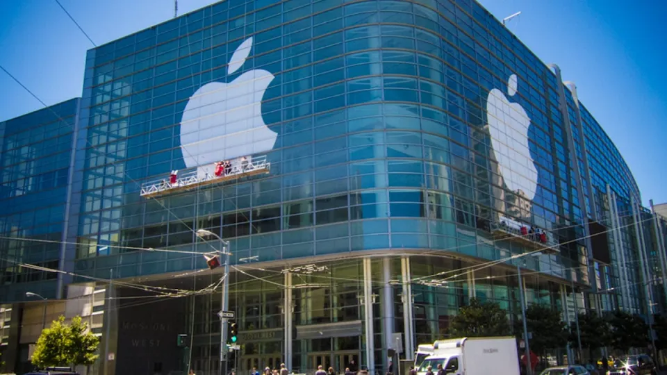 آبل تبحث دعم