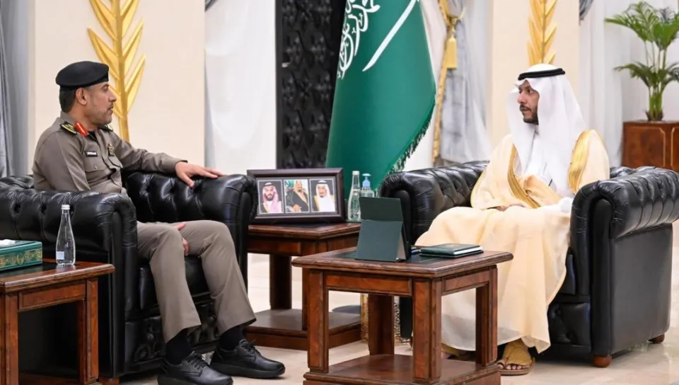 سعود بن نهار يلتقي قائد شرطة محافظة الطائف في اجتماع عمل بالسعودية