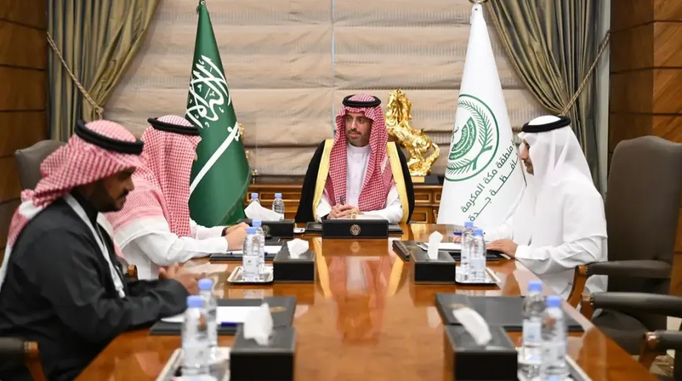 السعودية: الأمير سعود بن عبدالله بن جلوي يطلع على خطة بطولة جدة لكرة القدم 2026