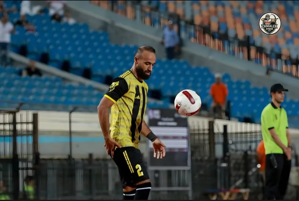 المقاولون العرب: اللاعب أمير عابد بحالة مستقرة ويتلقى الرعاية الطبية اللازمة بعد الحادث المروري