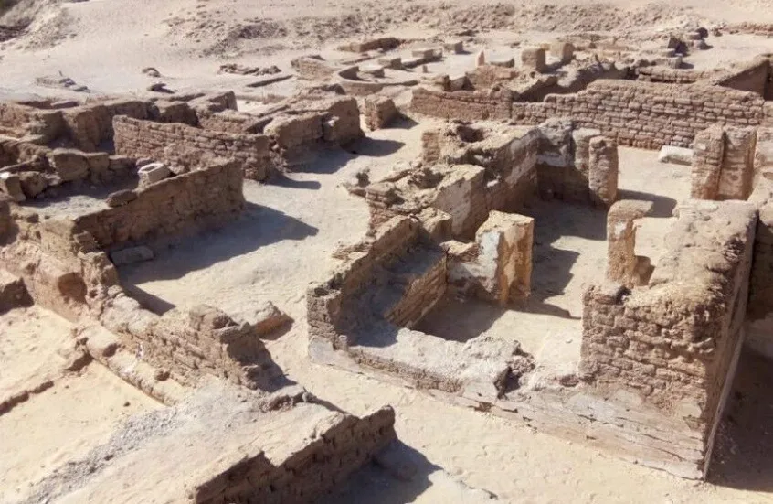 اكتشاف مدينة قبطية قديمة في عمق الصحراء الليبية