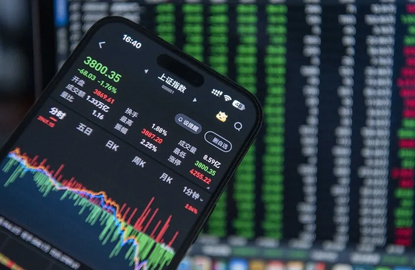 الأسواق العالمية تتقلب بانتظار بيانات التضخم الأمريكية