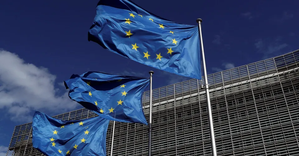 أوروبا تنتظر موقفاً