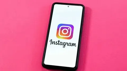 مشرعون أمريكيون يطالبون "ميتا" بإلغاء ميزة الخريطة التفاعلية على إنستغرام لحماية الأطفال مشرعون أمريكيون يطالبون "ميتا" بإلغاء ميزة الخريطة التفاعلية على إنستغرام لحماية الأطفال