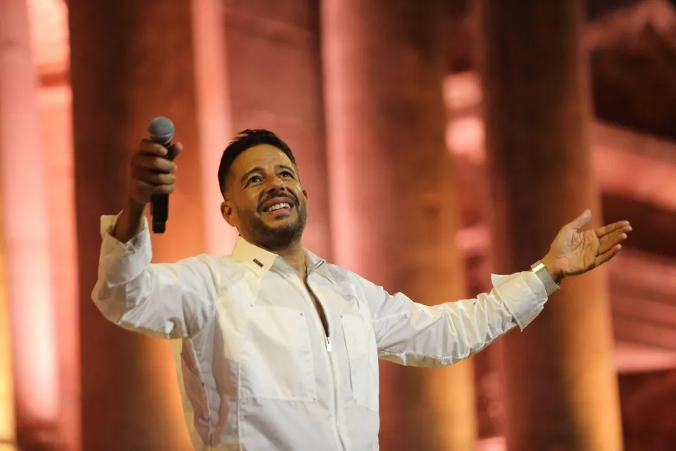 محمد حماقي يشعل المسرح الجنوبي في جرش بأمسية استثنائية محمد حماقي يشعل المسرح الجنوبي في جرش بأمسية استثنائية