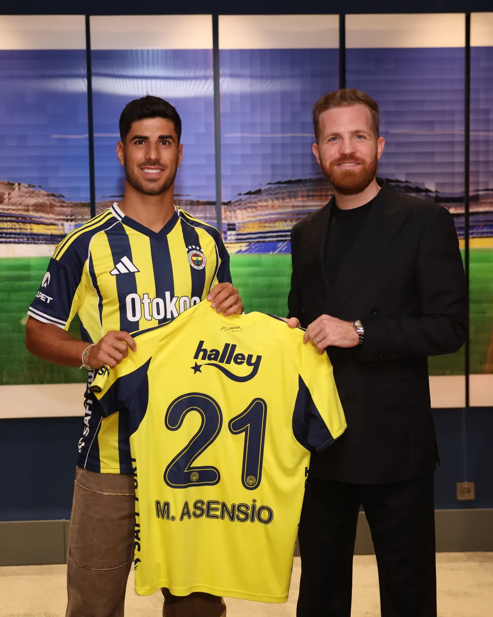 ماركو أسينسيو: نجم ريال مدريد وباريس سان جيرمان يضيء سماء فنربخشة