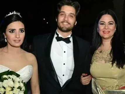 نهاية قصة حب: عمر خورشيد وياسمين الجيلاني ينهيان زواجهما بعد عقد نهاية قصة حب: عمر خورشيد وياسمين الجيلاني ينهيان زواجهما بعد عقد