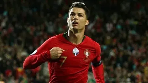 كريستيانو رونالدو يشعل