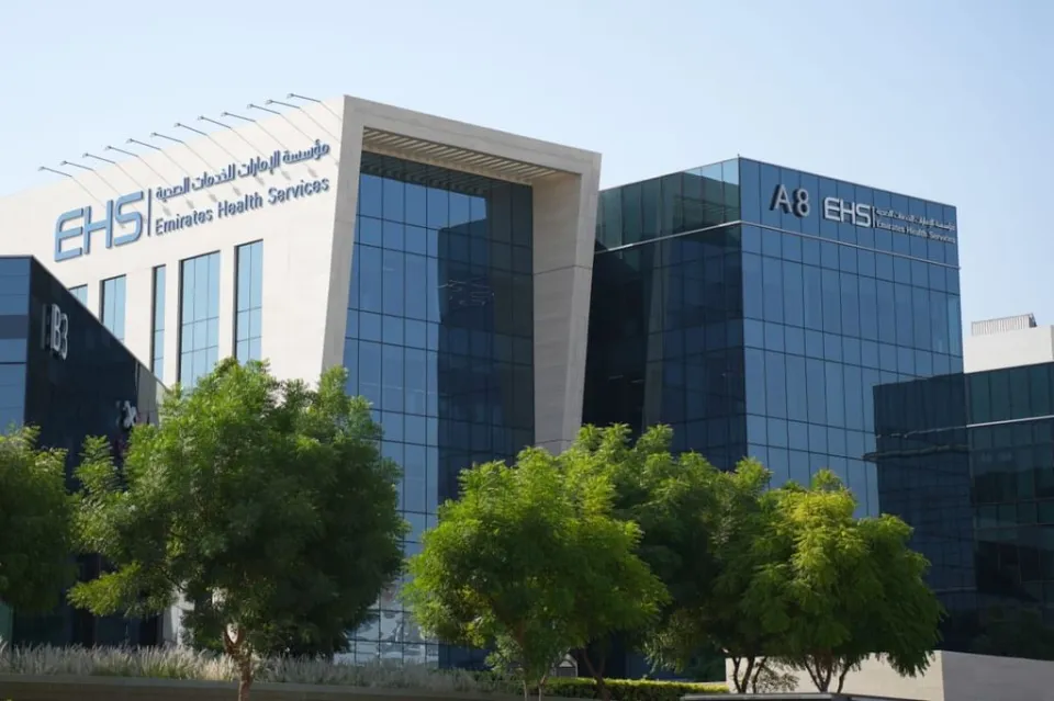 قمة دبي للذكاء الاصطناعي تبحث مستقبل الابتكار الطبي والتقنيات الصحية قمة دبي للذكاء الاصطناعي