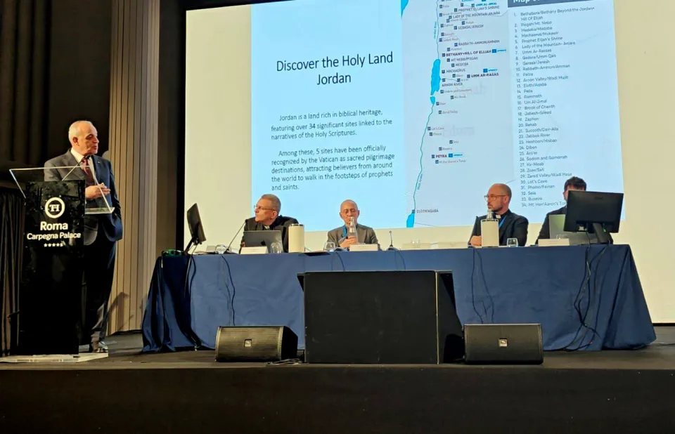 الأردن يبرز إرثه الديني في مؤتمر الهيئات الكاثوليكية بروما الأردن يبرز إرثه الديني في مؤتمر الهيئات الكاثوليكية بروما