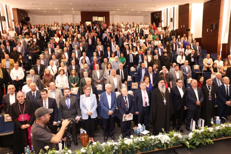 مؤتمر العرب المسيحيين في عمّان يؤكد على المواطنة والوحدة العربية مؤتمر العرب المسيحيين في عمّان يؤكد على المواطنة والوحدة العربية