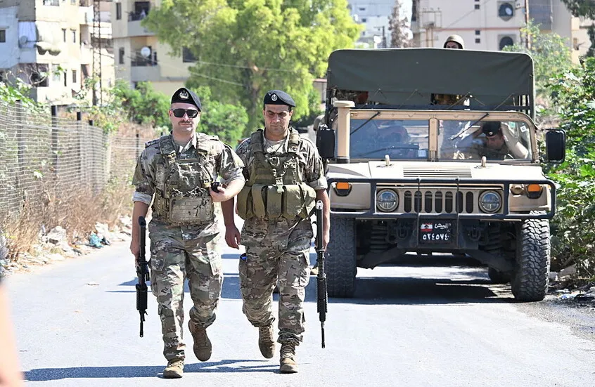 الجيش اللبناني يحرر عراقيين مختطفين بعملية نوعية قرب الحدود السورية الجيش اللبناني يحرر عراقيين مختطفين بعملية نوعية قرب الحدود السورية