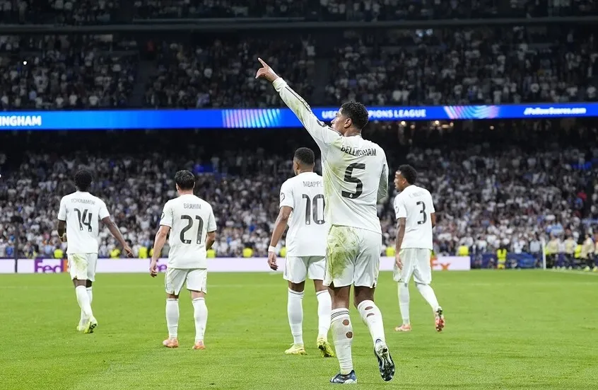 ريال مدريد يدخل الكلاسيكو بأقوى أسلحته الهجومية.. ثلاثي "BMV" في الموعد   ريال مدريد يدخل الكلاسيكو بأقوى أسلحته الهجومية.. ثلاثي "BMV" في الموعد