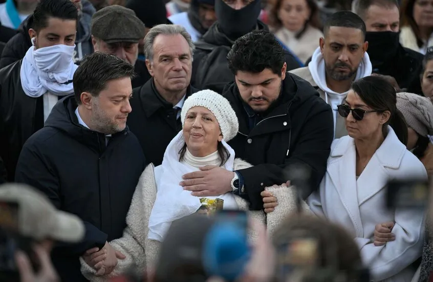 آلاف يتظاهرون في مارسيليا للمطالبة بالعدالة بعد مقتل الشاب مهدي قصاصي