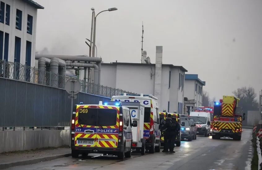 4 إصابات بينها 3 خطيرة في انفجار بمصنع كيماويات قرب ليون