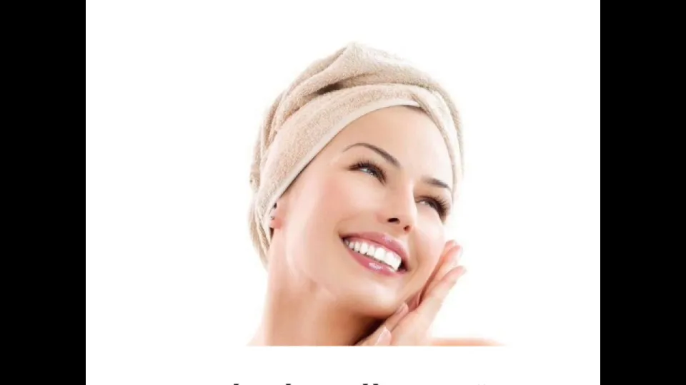 الروتين المعكوس للبشرة: حيلة جمالية سريعة أم رعاية حقيقية؟