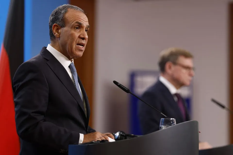 مصر تدعو للانتقال الفوري للمرحلة الثانية من خطة ترامب للسلام وتتمسك بوحدة غزة والضفة