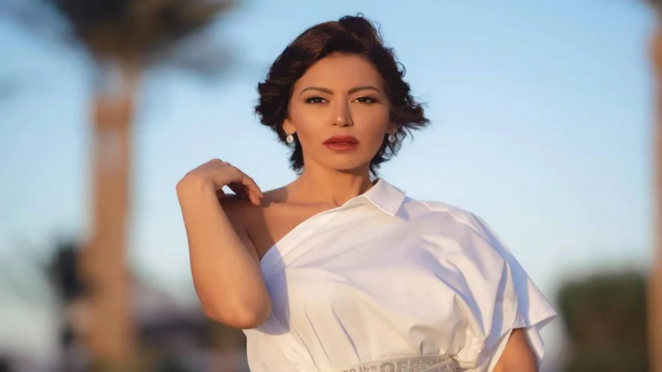 لقاء الخميسي تتألق في ظهورها الأول بعد أزمة زواج زوجها محمد عبد المنصف