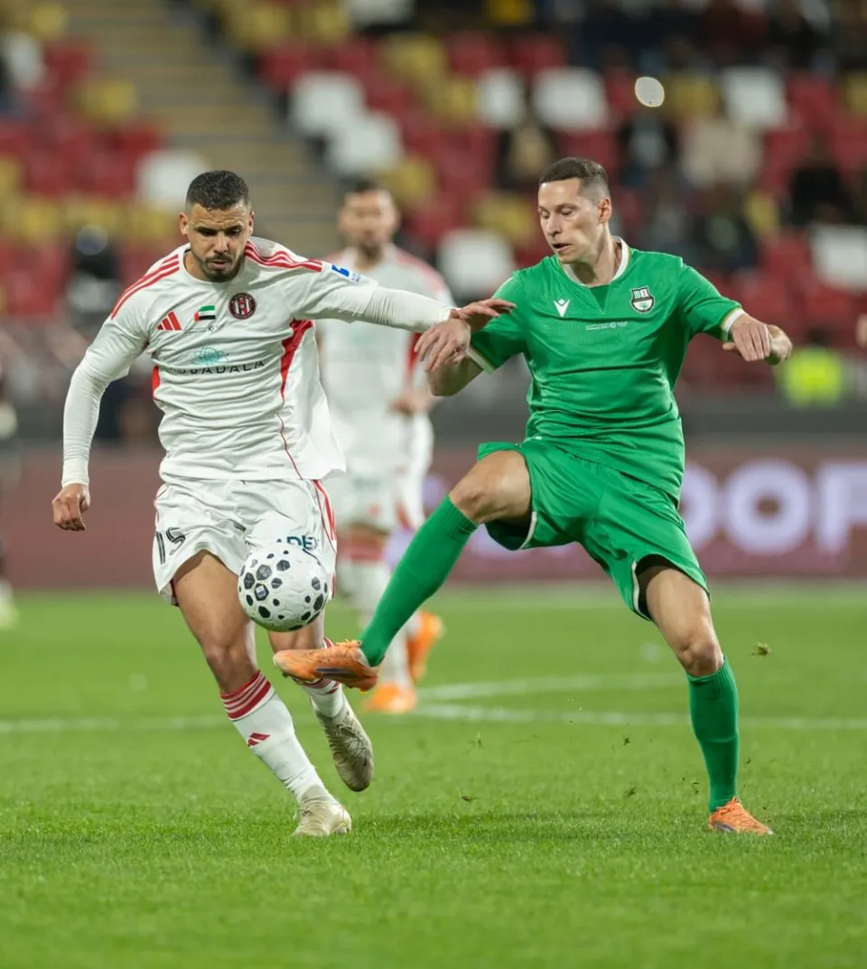 الأهلي القطري يتوج بكأس التحدي بعد تفوقه على الجزيرة بركلات الترجيح