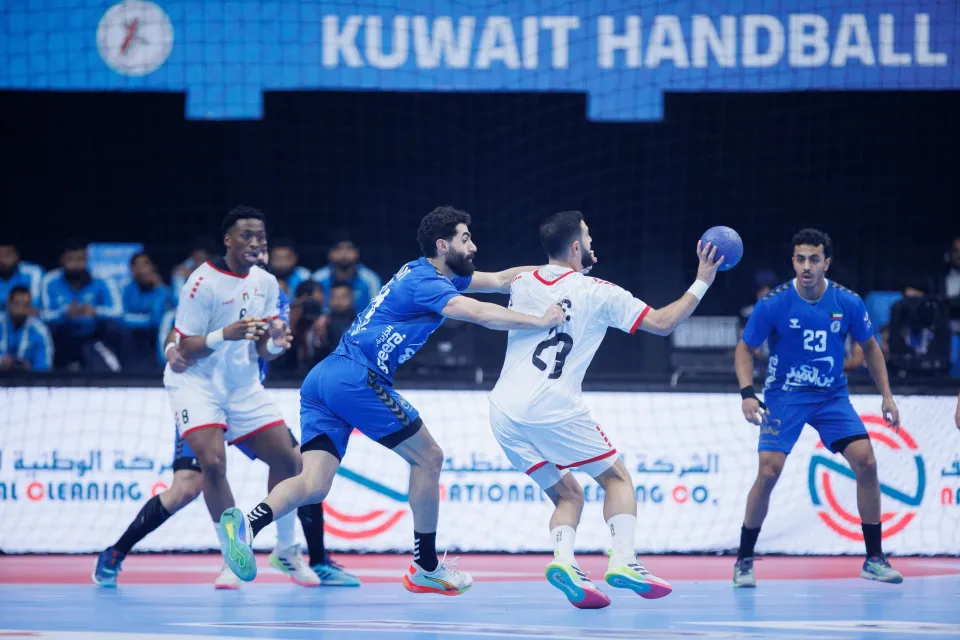 الكويت يتفوق على منتخبنا الوطني في كأس آسيا لكرة اليد