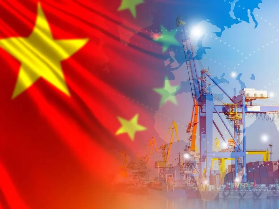 الصين تحقق فائضاً في ميزان تجارتها الخارجية للسلع والخدمات يبلغ 107.2 مليار دولار