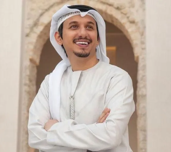 داري رسة يدودي": أحدث أغنية وطنية إماراتية للفنان عبدالرحمن الجنيد